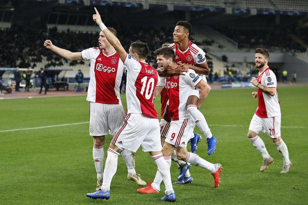 关于阿贾克斯继续豪取荷甲联赛胜利，领先优势扩大的信息