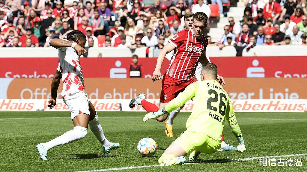 沙尔克客场逼平云达不莱梅,继续不败的简单介绍 沙尔克客场逼平云达不莱梅,继续不败的简单介绍