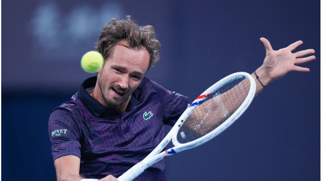 蒙特卡洛大师赛绝杀澳网，梅德韦杰夫惊艳四座