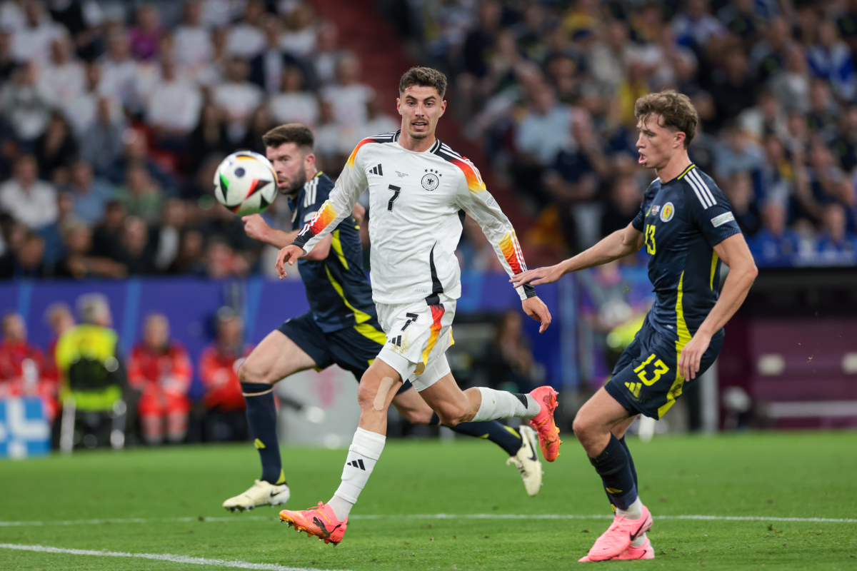 克罗地亚横扫多特蒙德，哈弗茨惊艳四座