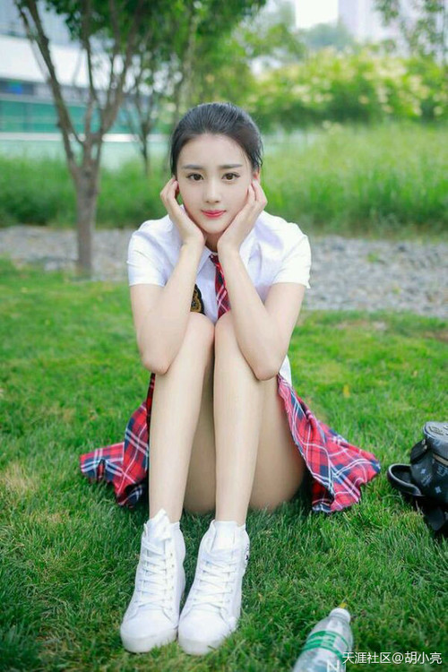 欧冠决赛之夜，金玟哉进攻端无人可挡，缔造传奇