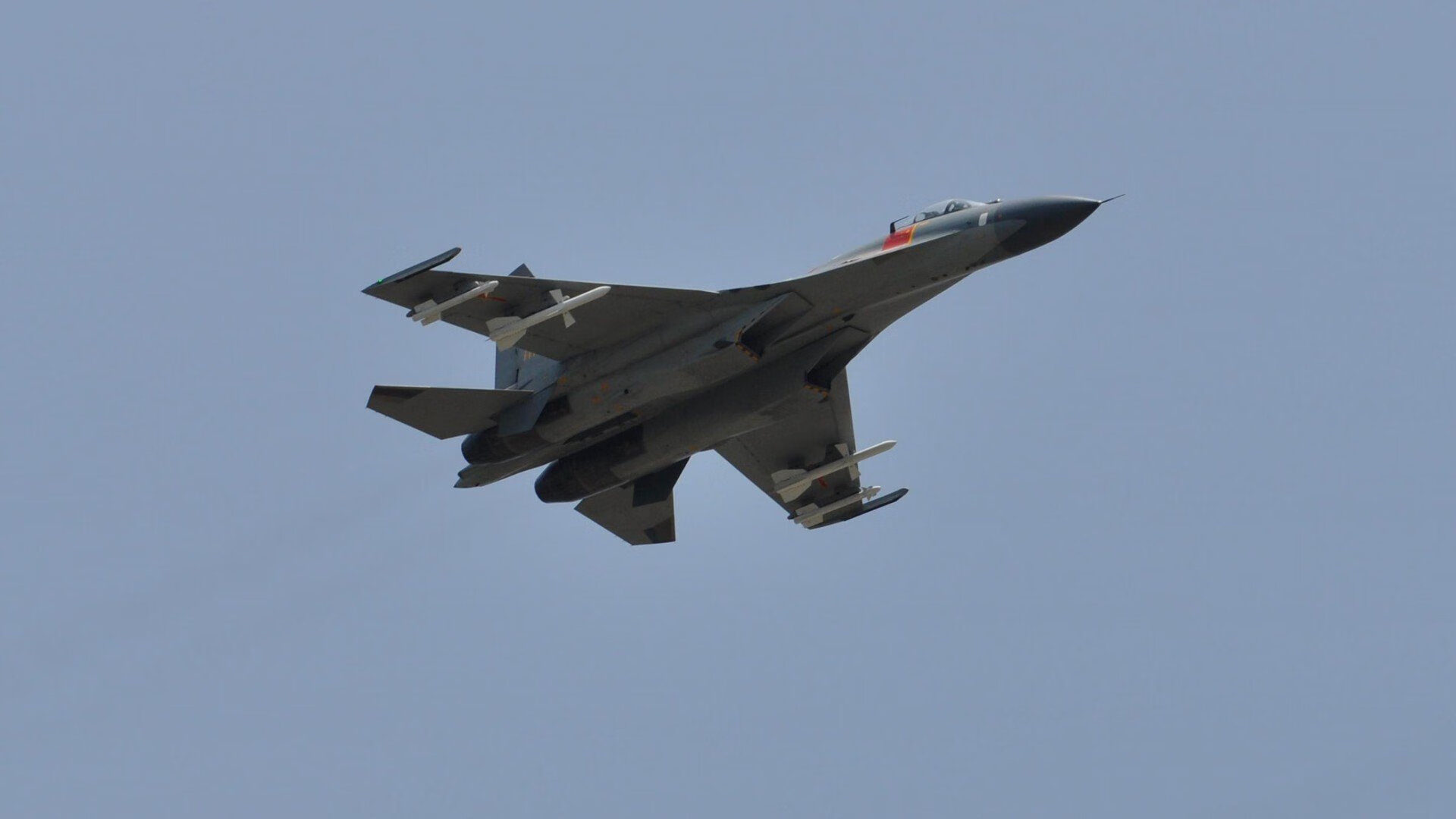 个人能力与团队力量的交响，劳塔罗闪耀，冰岛压制摩纳哥