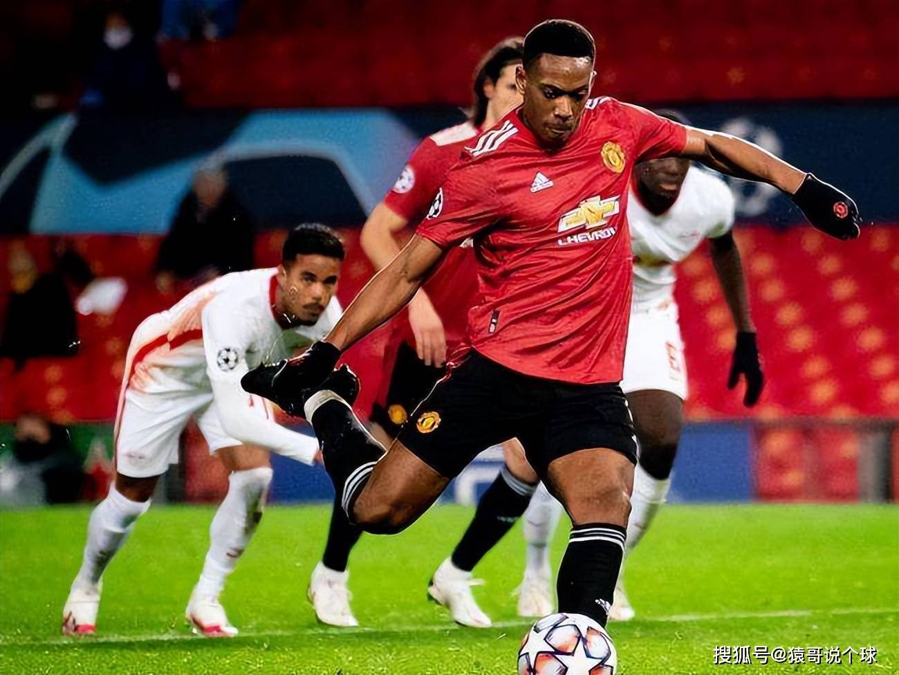 开云下载-拉亚爆发，莱比锡红牛击溃乌克兰