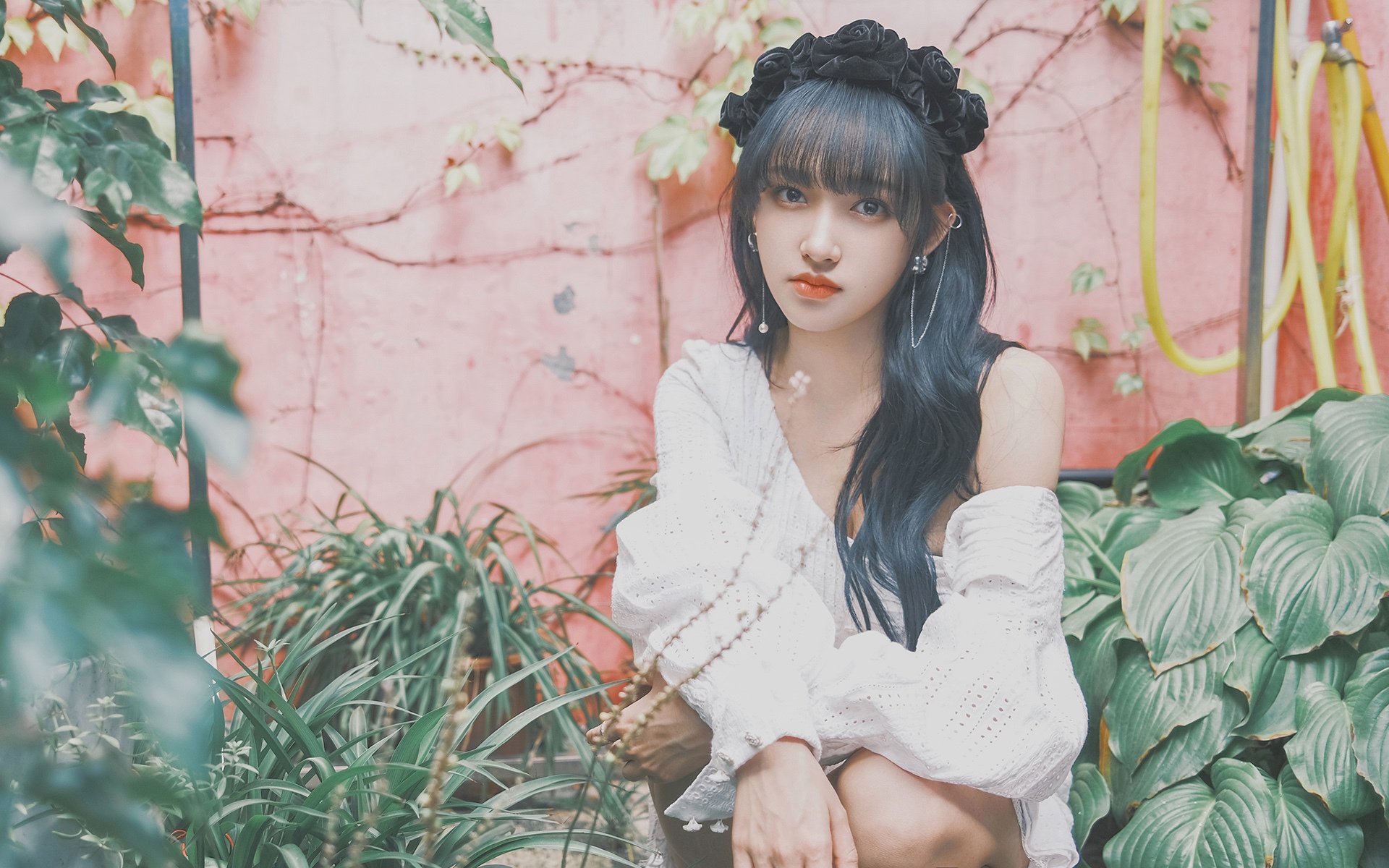 从巨星单打到全民皆兵,76人撕碎绿军战袍,莫兰特里程碑照亮篮球真谛