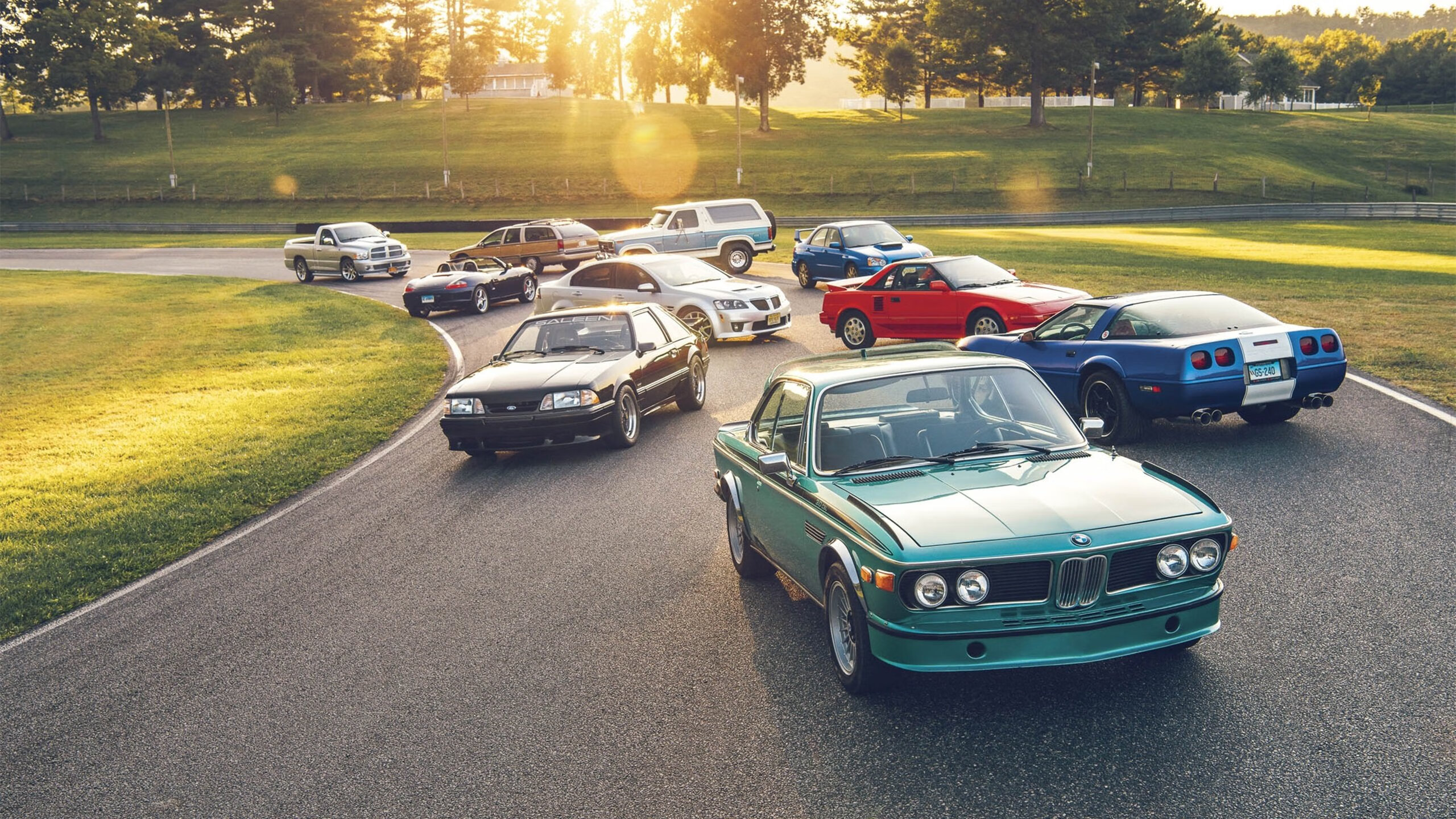 风驰电掣与稳若磐石，当F1引擎轰鸣遇见库尔图瓦的无声传奇